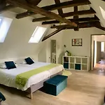 Villa Logis Escale - Grand Gite, Piscine