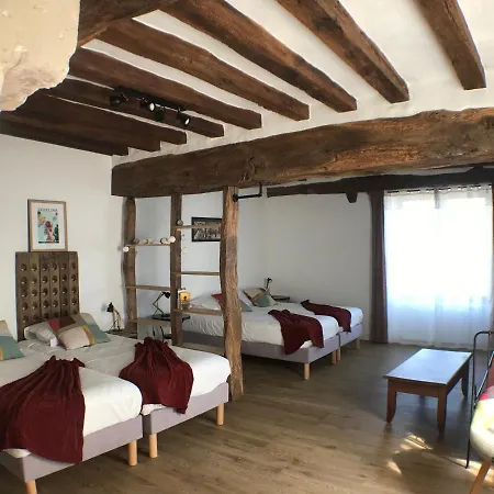 Logis Escale Vue Loire, Piscine Semi-troglodyte